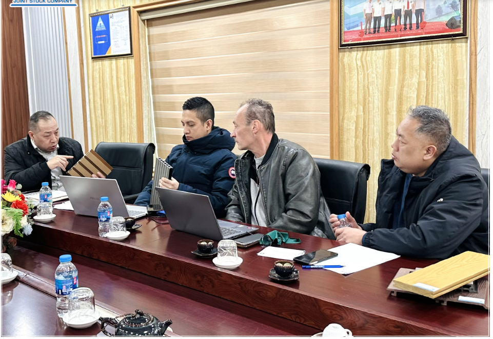 HCDWOOD WELCOMES INTERNATIONAL PARTNERS FOR A FACTORY VISIT AND COOPERATION DISCUSSION